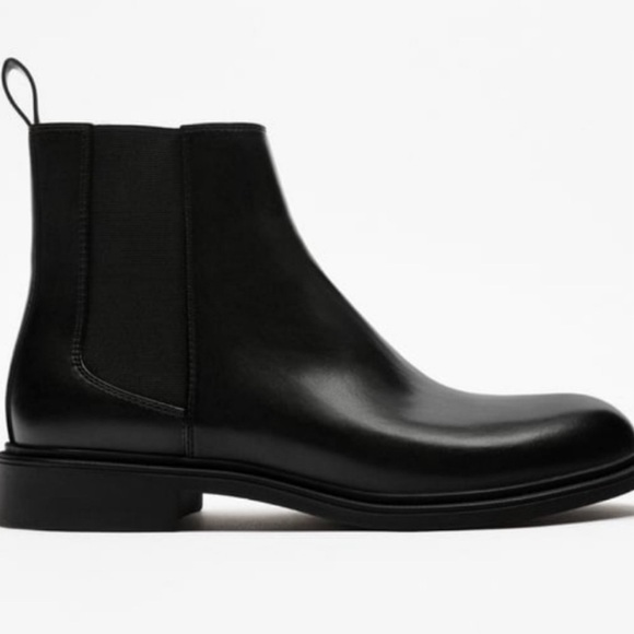 Zara Other - ZARA Men’s Chelsea Boots in Black Size 40